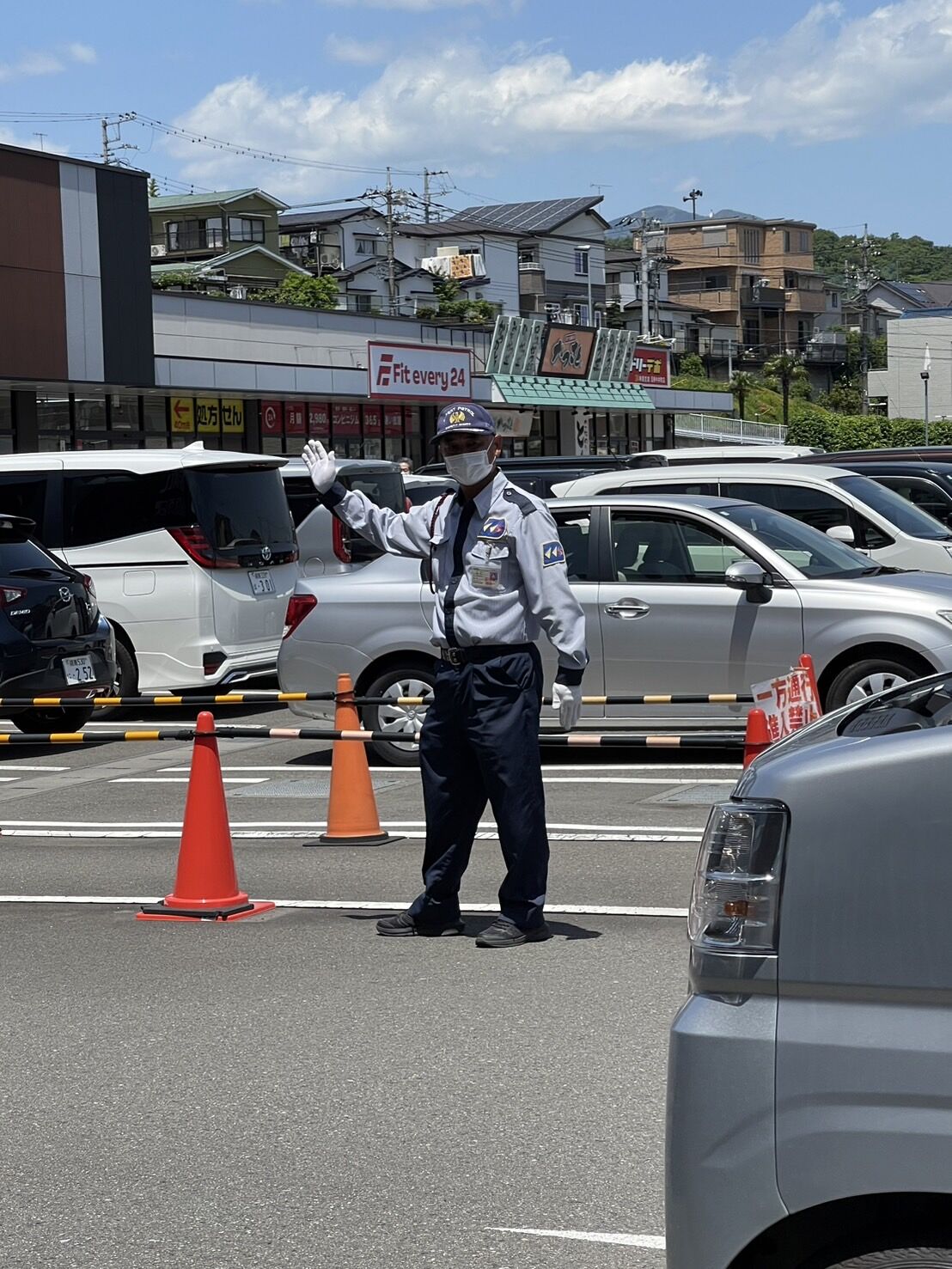 RM中井町_1F駐車場内誘導_1